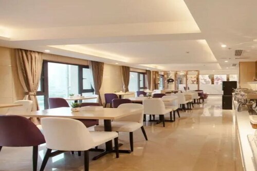 Lavande Hotel Chongqing Jinkai Avenue Aegean Sea Shopping Park