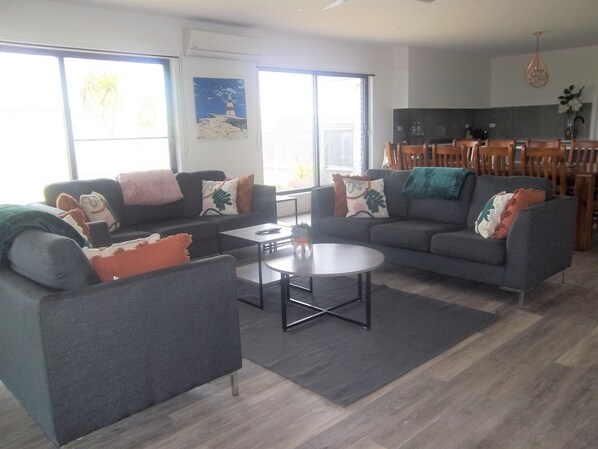 Fireplace, DVD player