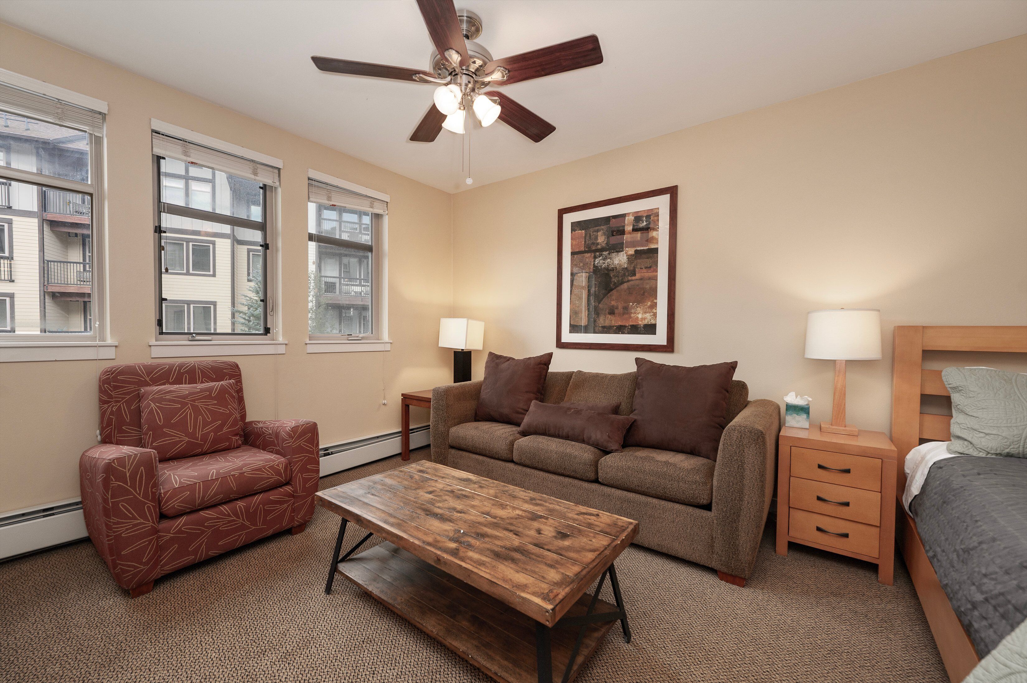 Resort Base Studio | Ski In Ski Out | Steps to Gondola 4471