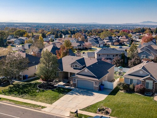 Mountain Views Family Home, Retreat and Relax