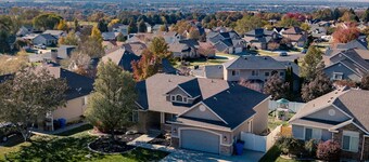 Mountain Views Family Home, Retreat and Relax