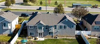 Mountain Views Family Home, Retreat and Relax