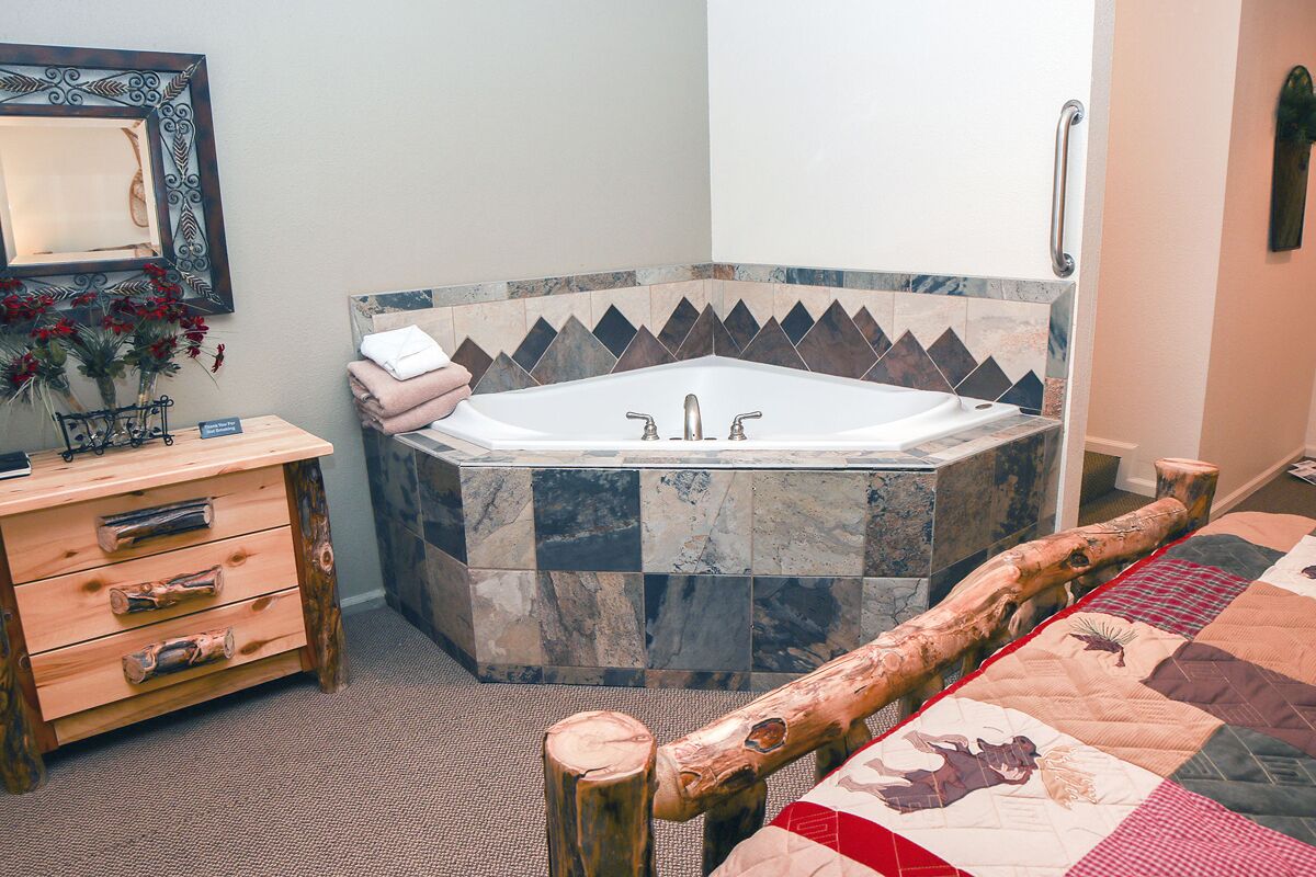Listen to the sound of the river while relaxing in your 2 person jetted tub.