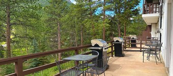 Suite with Two person Jetted tub, Private Patio with Grill and River View.