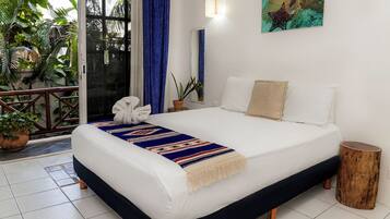 Estudio estándar | Minibar, tabla de planchar con plancha, wifi gratis y ropa de cama