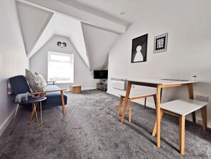 Smart TV - No.3 Richmond Apartments by Switchback Stays (Cardiff)