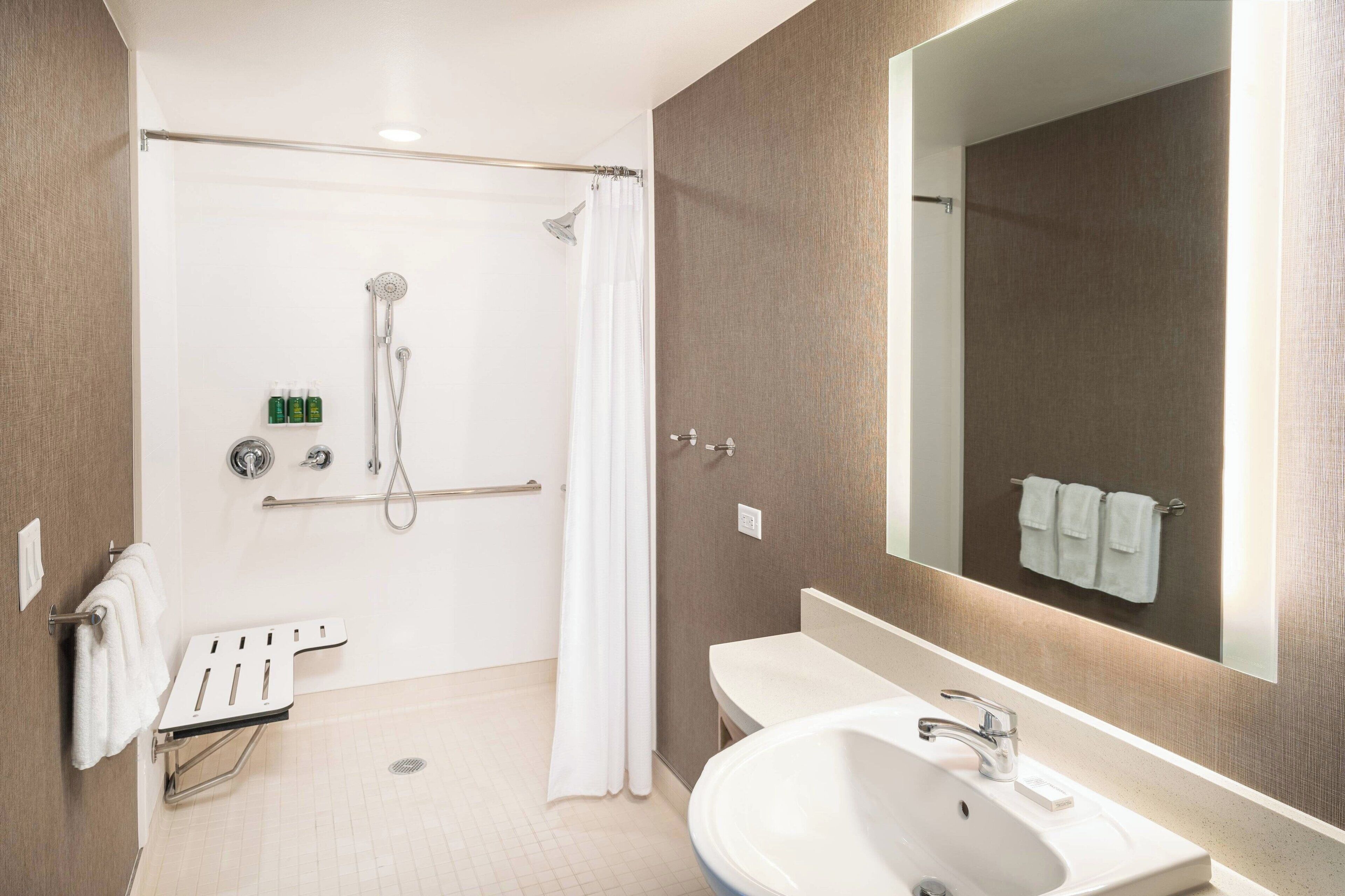 shower, free toiletries, hair dryer