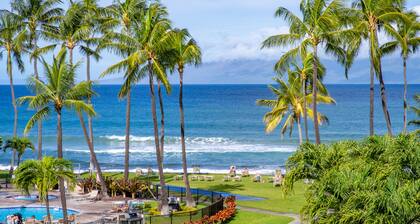 Beautiful Penthouse Condo w/ Direct Ocean Views - Sleeps 8!