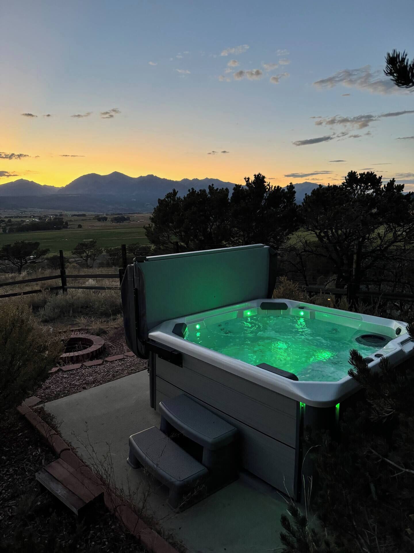 مغطس سبا خارجي