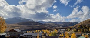 Exterior - Ski-In/Out, Hot Tub, Shuttle, Views, Garage, Trails, 4BR+Loft –Westwall Paradise (Mt Crested Butte)
