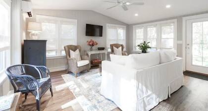 Cozy Cottage With Private Water Access