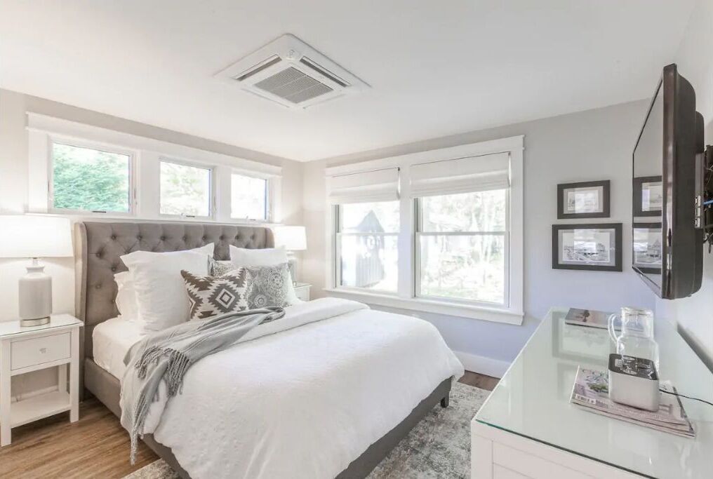 1 bedroom, iron/ironing board, travel crib, WiFi (free)