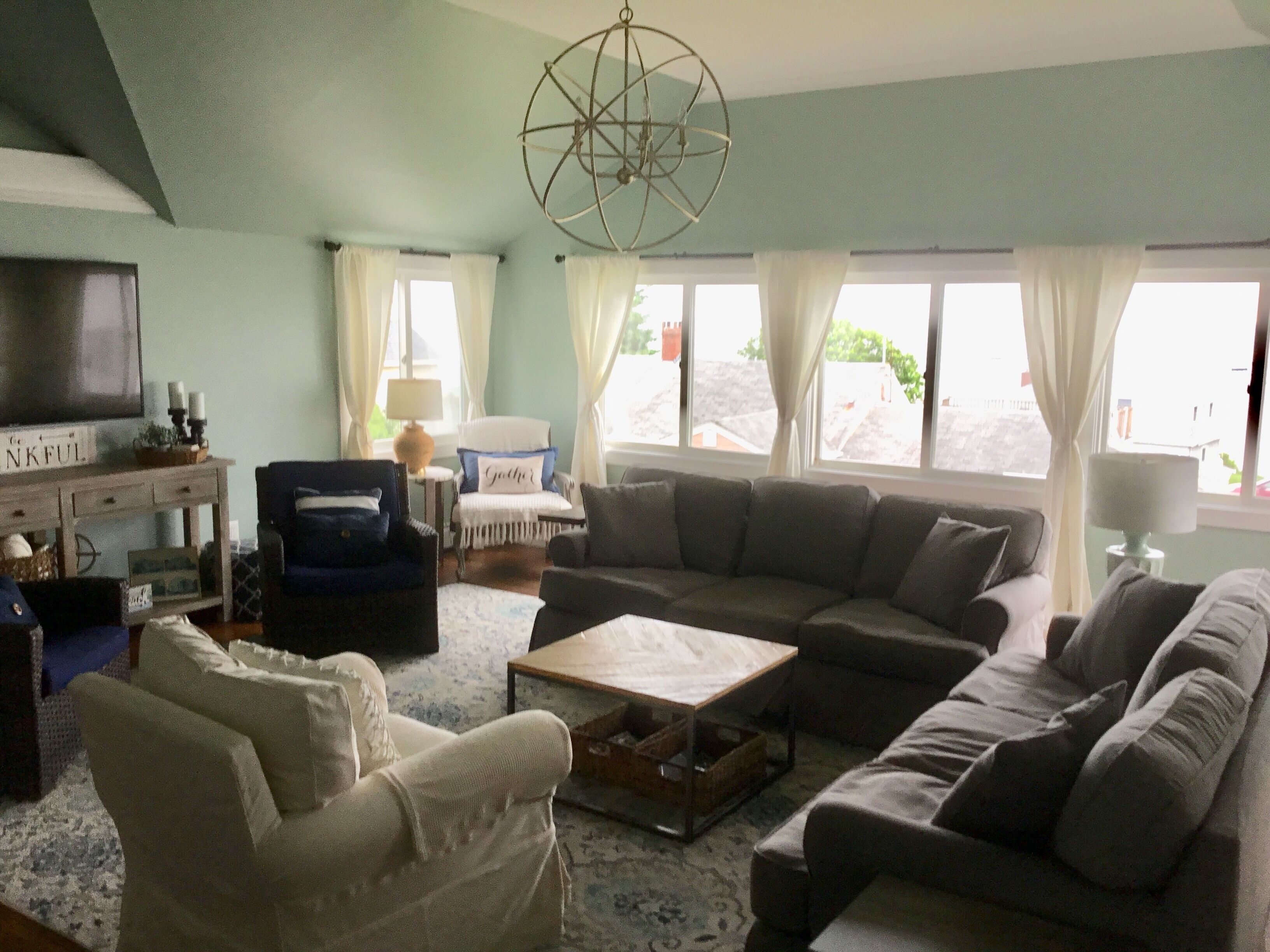 Holiday On The Nubble