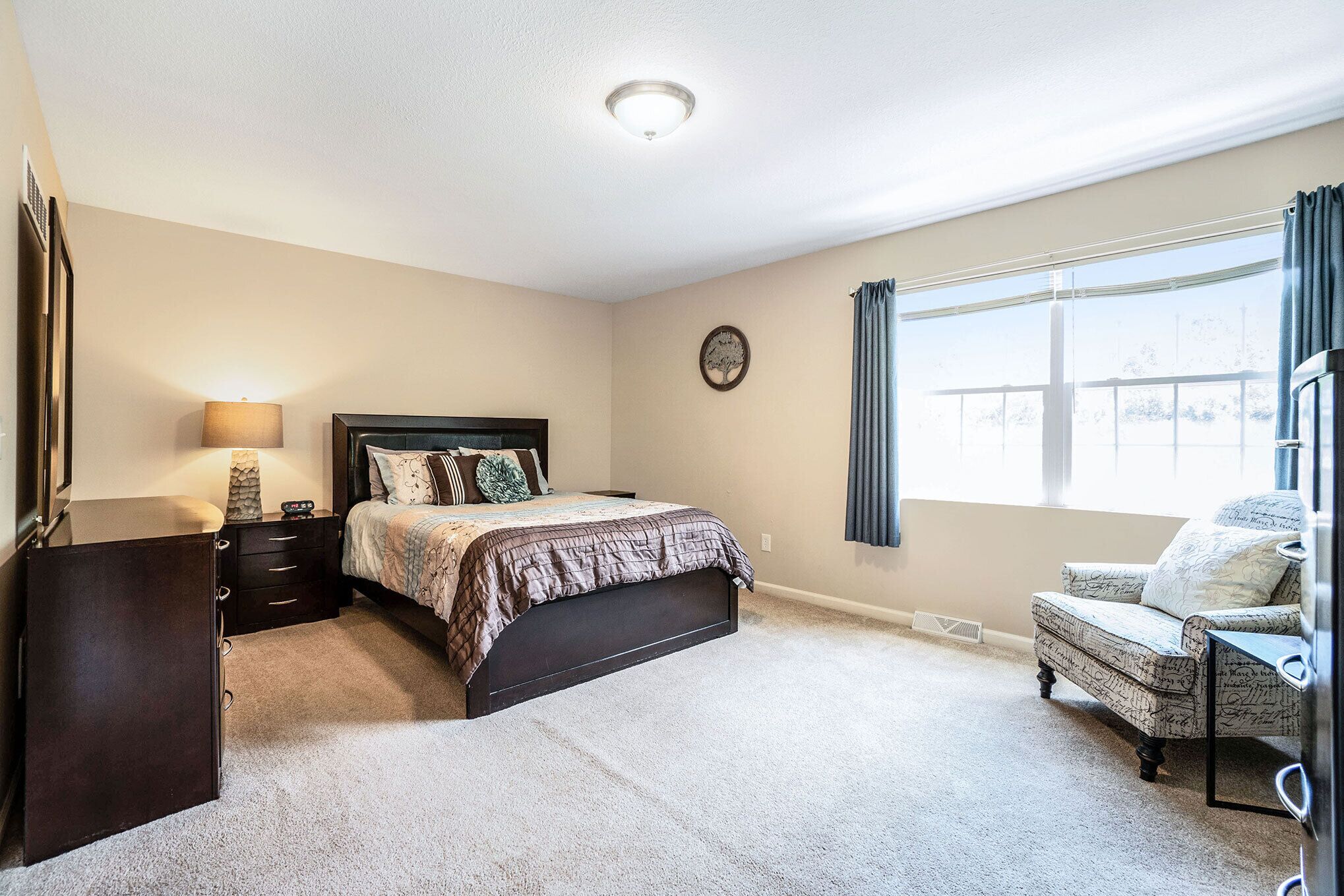 Lovely Home Near South Kansas City