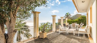 Casa das Neves - By Wehost