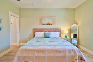3 bedrooms, WiFi, bed sheets