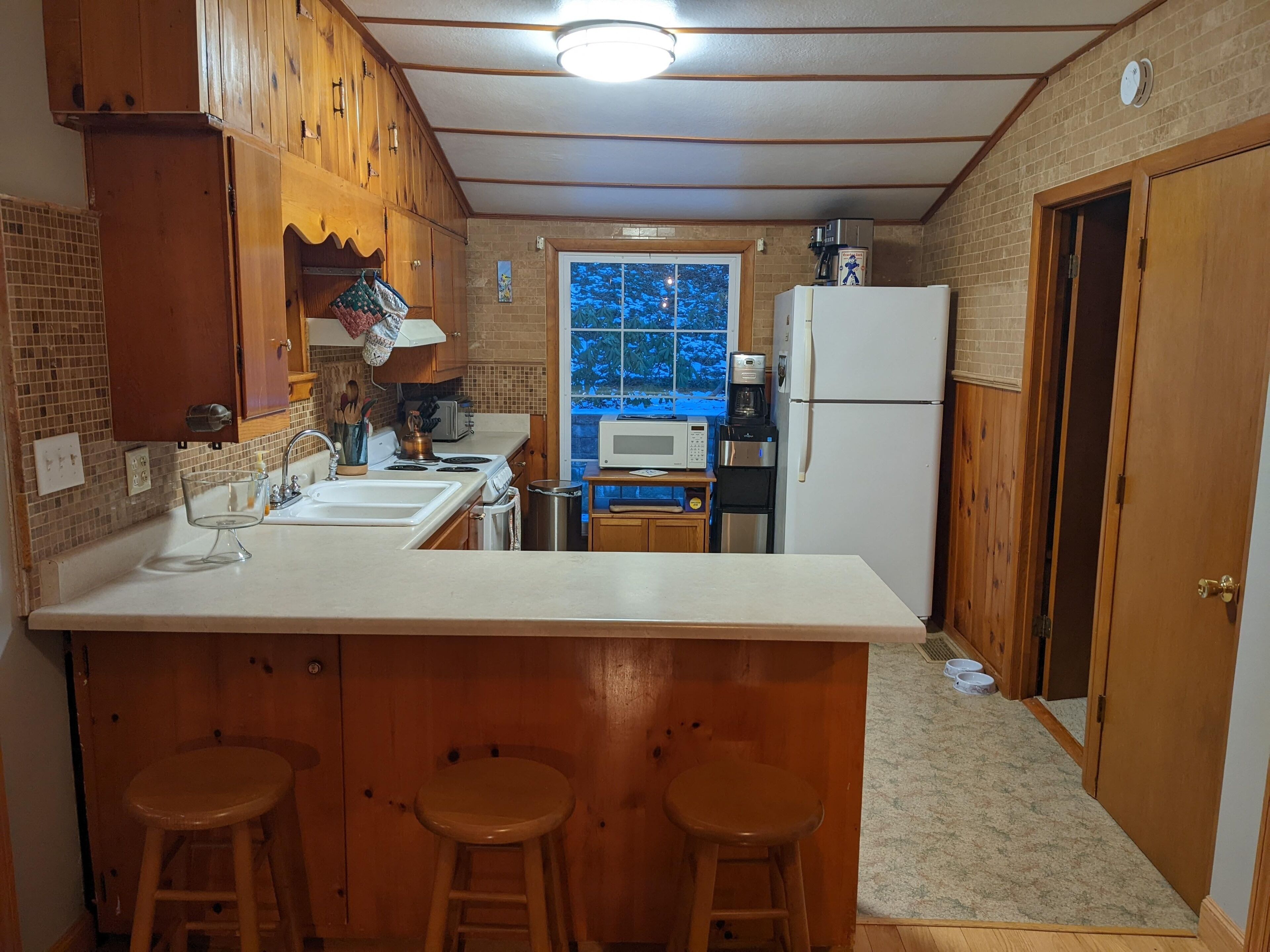 Beautiful lakefront home in the heart of Finger Lakes  wine country