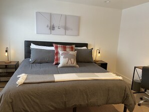 2 bedrooms, desk, iron/ironing board, travel cot
