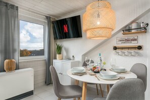 Dining - Forest - directly on the slopes & lift, SNES, ski depot, SummerCard (Winterberg)