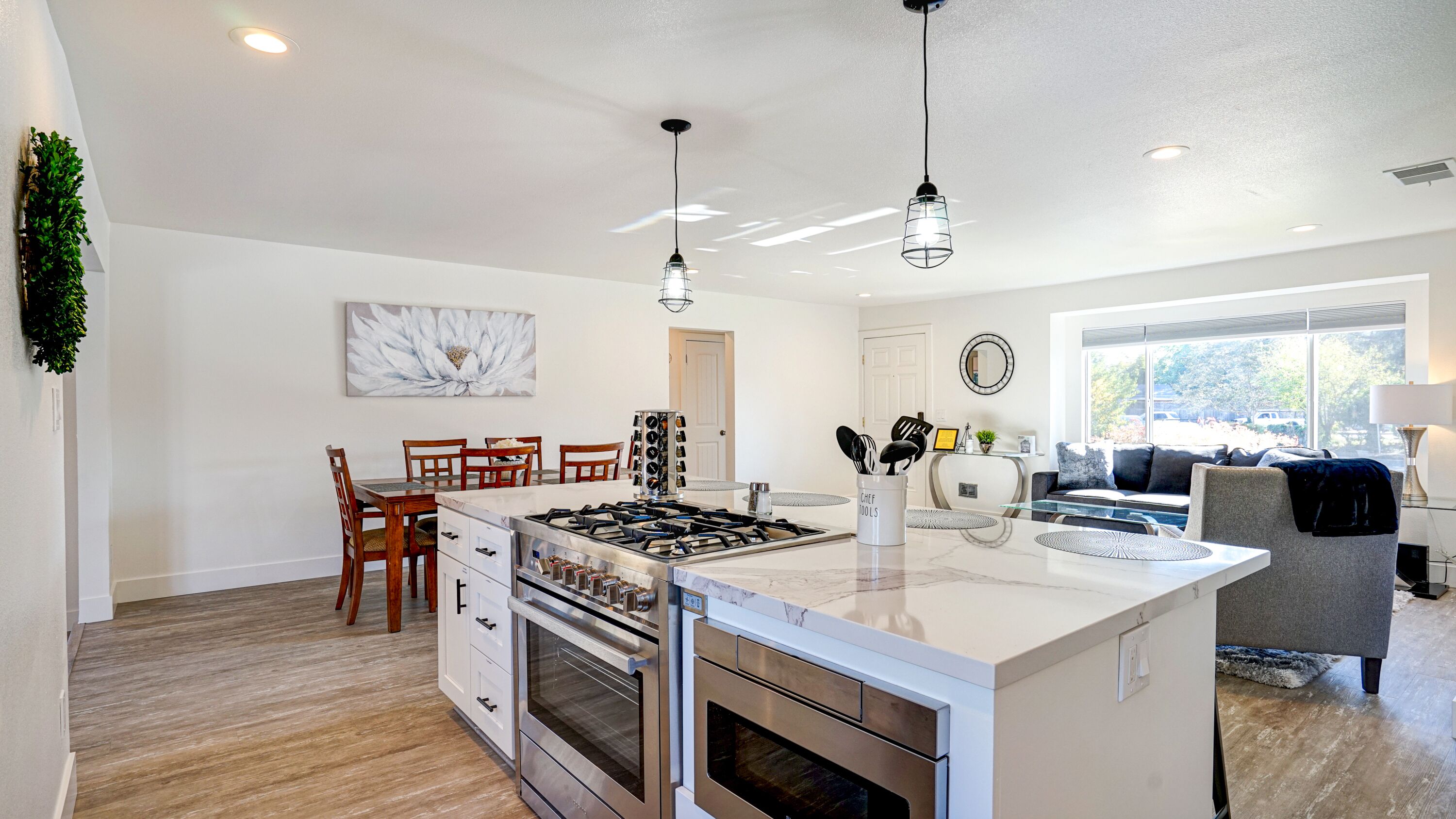 Home near montgomery village w/ heated pool