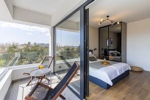 4 soverom, safe på rommet, strykejern/-brett og wi-fi (inkludert)