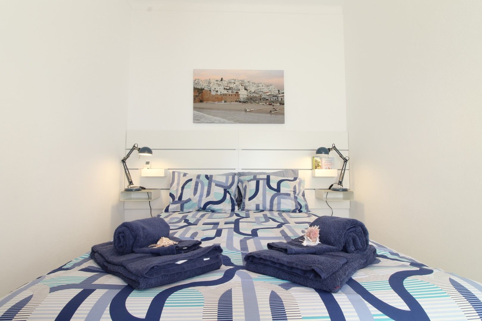 2 chambres, fer et planche à repasser, accès Internet, draps fournis