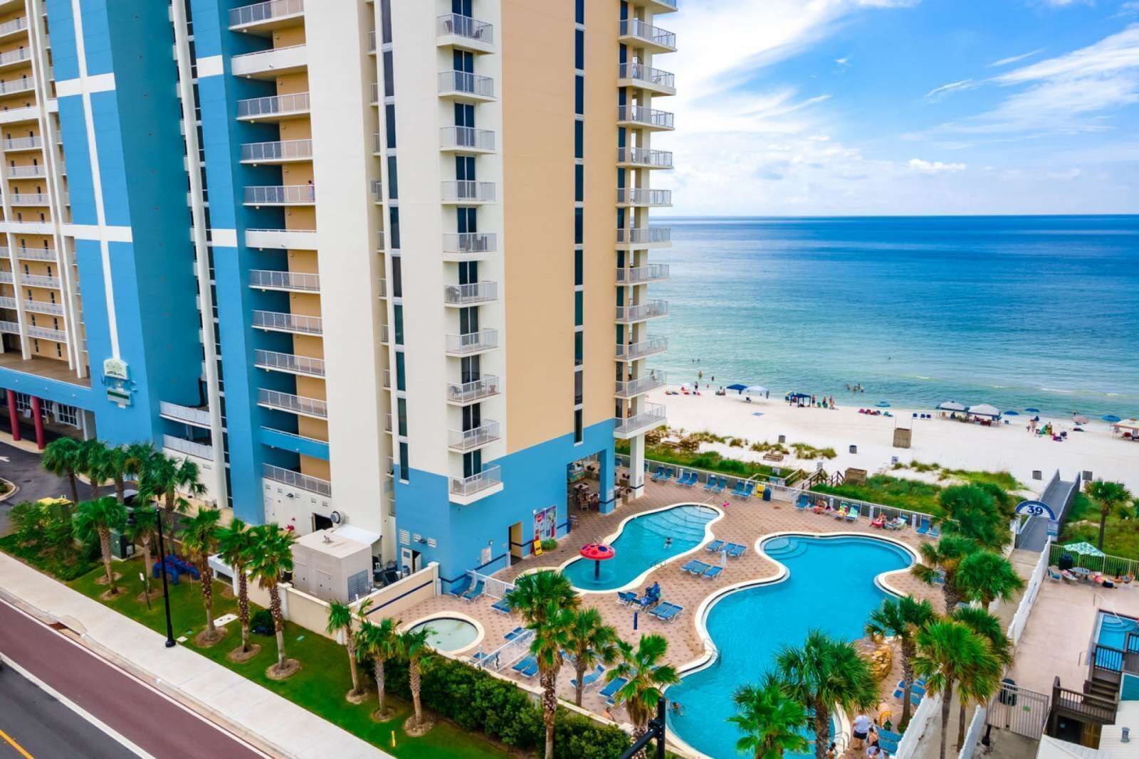 屋内プール、屋外プール