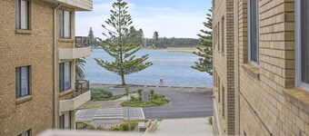Parklea - Unit 9 at The Entrance