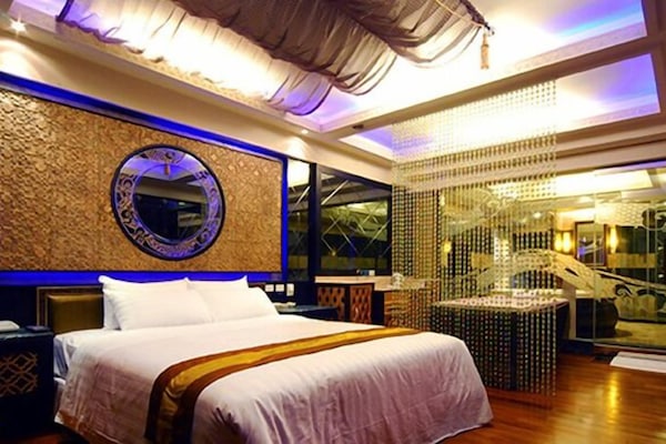 Standard Double Room | Soundproofing, rollaway beds, free WiFi, bed sheets