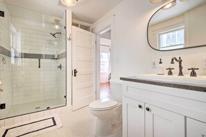 Hair dryer, towels - Charming Choteau Cottage: Ski & Fish Nearby! (Choteau)