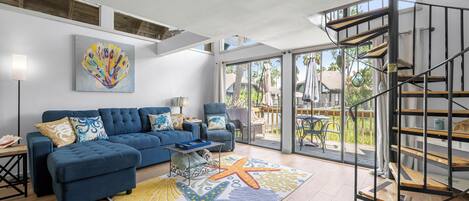 Smart TV, books, stereo