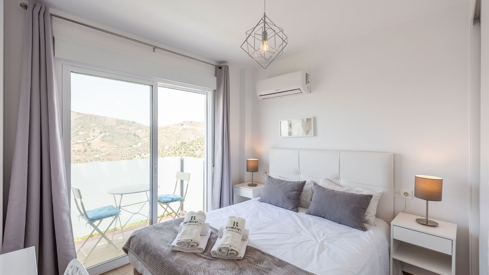 Villa Esperanza Canillas de Albaida by Ruralidays