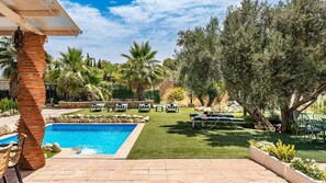 Pool - Capricho de Luna Atarfe by Ruralidays (Granada)