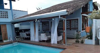 Linda Casa com Piscina e Ătimas AcomodaçÔes Super ConfortĂĄvel Ubatuba-sp