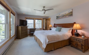 5 bedrooms, iron/ironing board, free WiFi, bed sheets