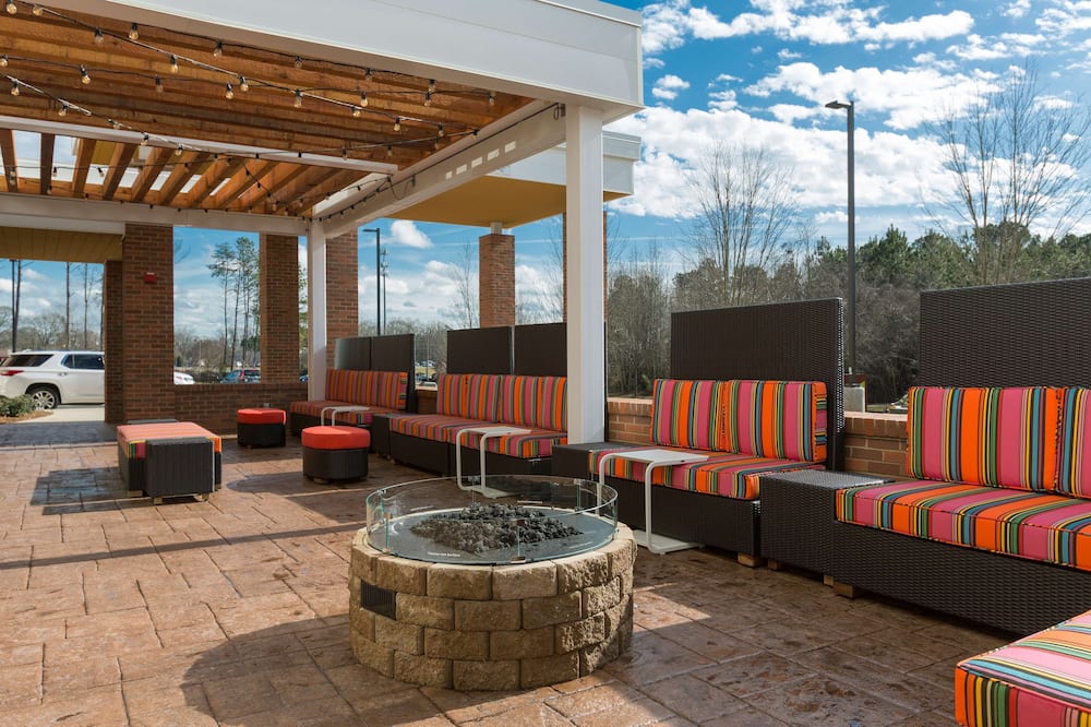Home2 Suites by Hilton Charlotte Belmont