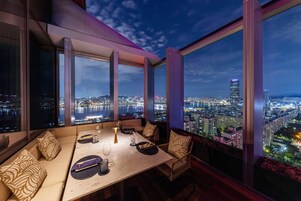 Se sirven desayunos, almuerzos y cenas