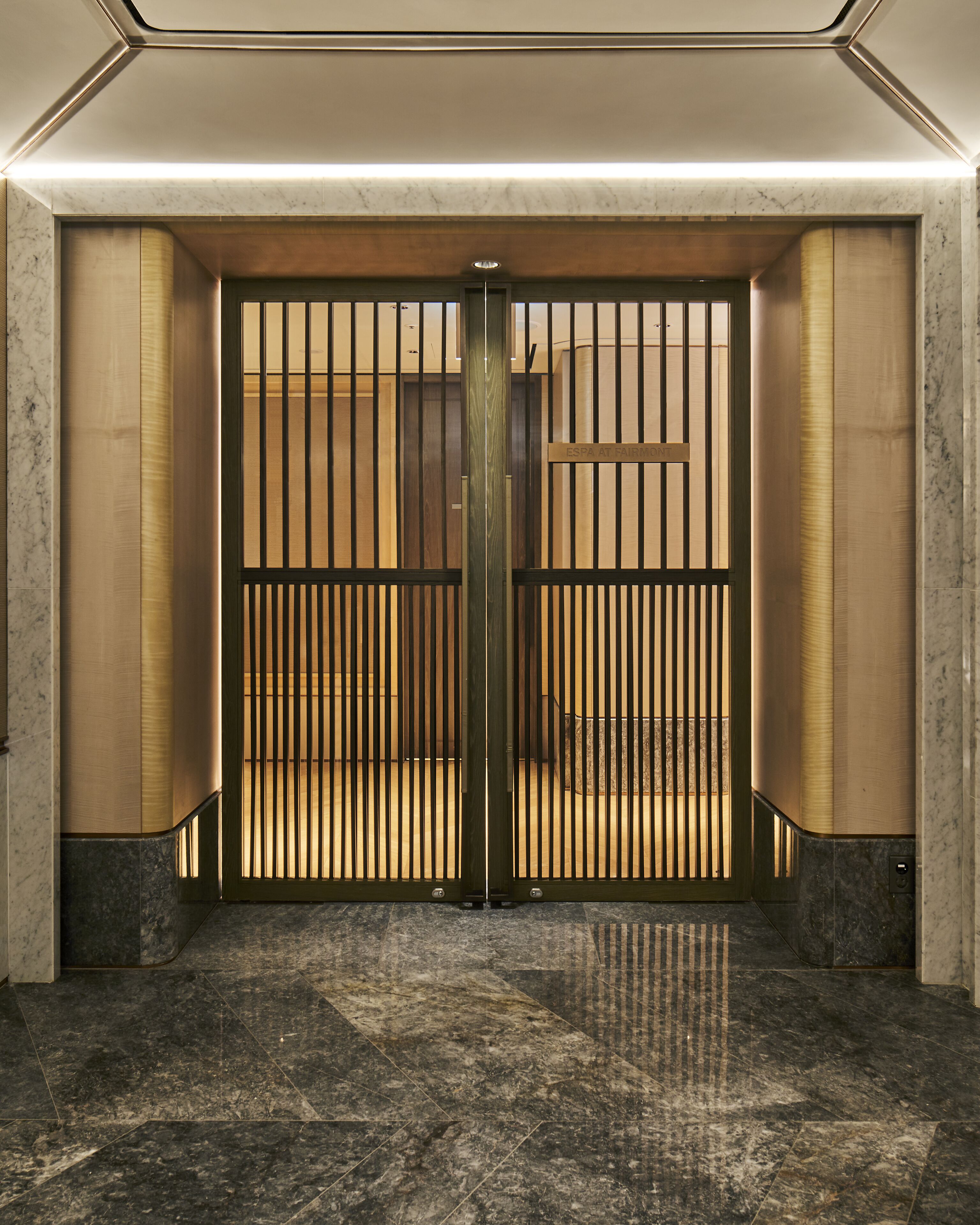 couples treatment room(s), body treatments, hydrotherapy, aromatherapy