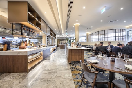 Daily buffet breakfast for a fee. Rydges Ringwood