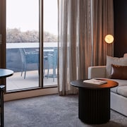 Cheap Flights to Tarrawarra and Airfares Wotif