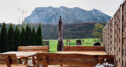 Ferienhaus "Villa Kanisblick" mit Bergblick, Garten & WLAN