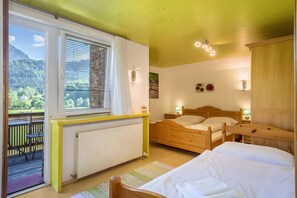 4 camere, ferro/asse da stiro, Wi-Fi gratuito, lenzuola