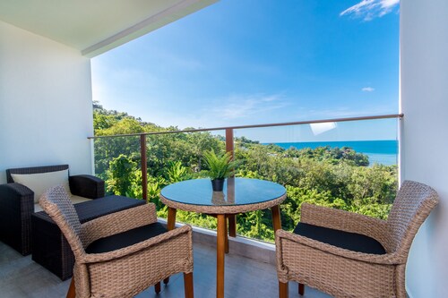 Luxury Ocean View 1Bedroom Apartment
