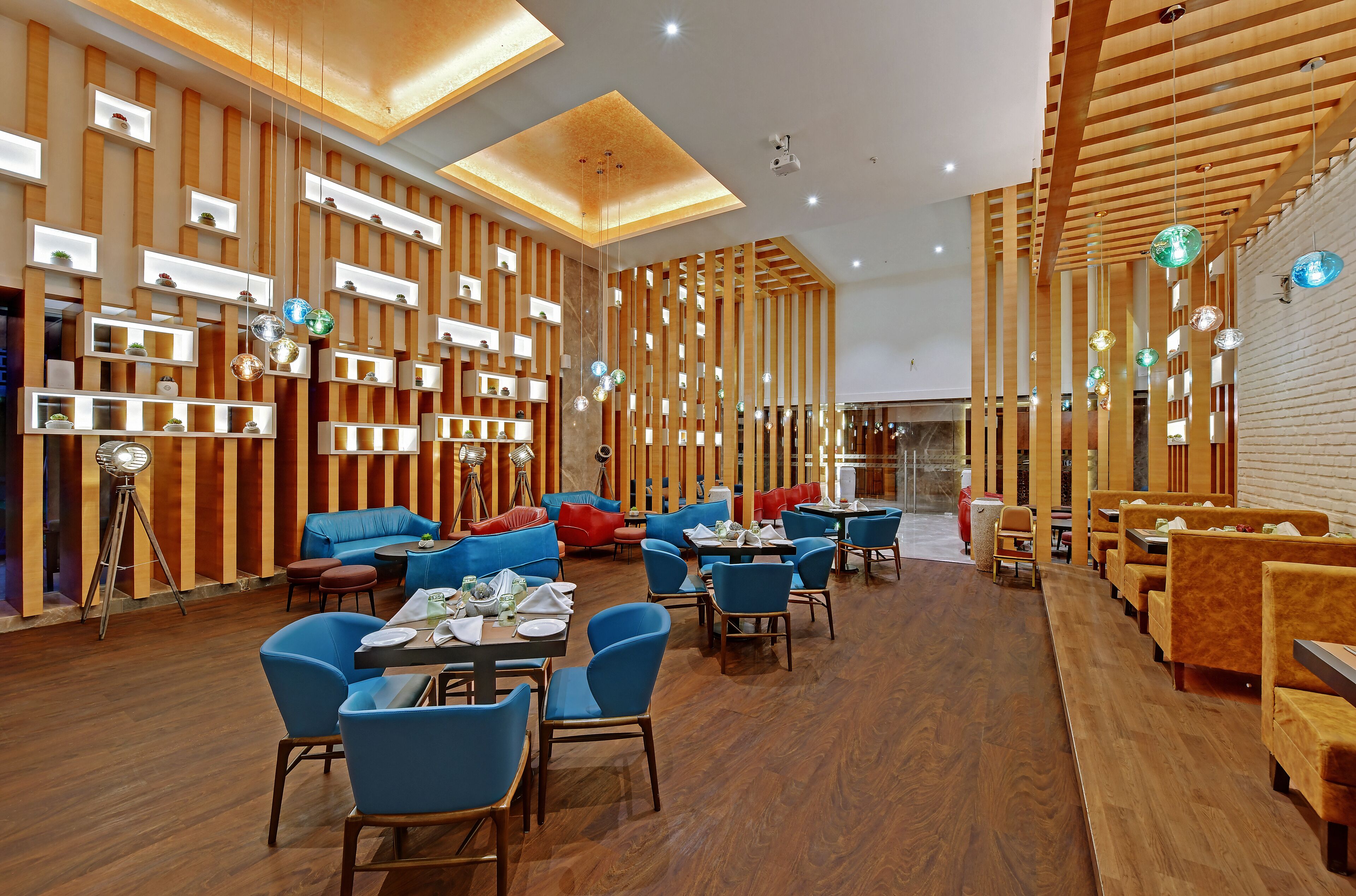 2 restaurantes, cocina vegetariana