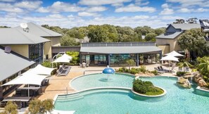 Pool - Sea Vista—Beachside Resort-style Bliss (Busselton)