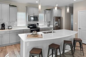 Unclassified image, 3 of 49, button