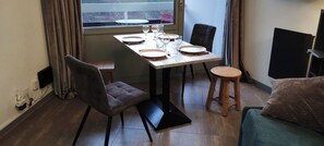 Dining - Studio 4 people Vars les Claux - 100m from the slopes and shops point show (Vars)