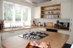 Luxury-Apartment, mit Bad | Eigene KĂŒche