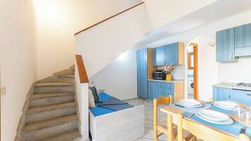 Appartement, 2 chambres (Trilo 6) | Coin séjour