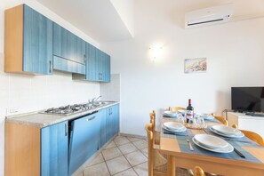 Apartment, 2 Bedrooms (Trilo 6) | Private kitchen | Fridge, microwave, stovetop, electric kettle